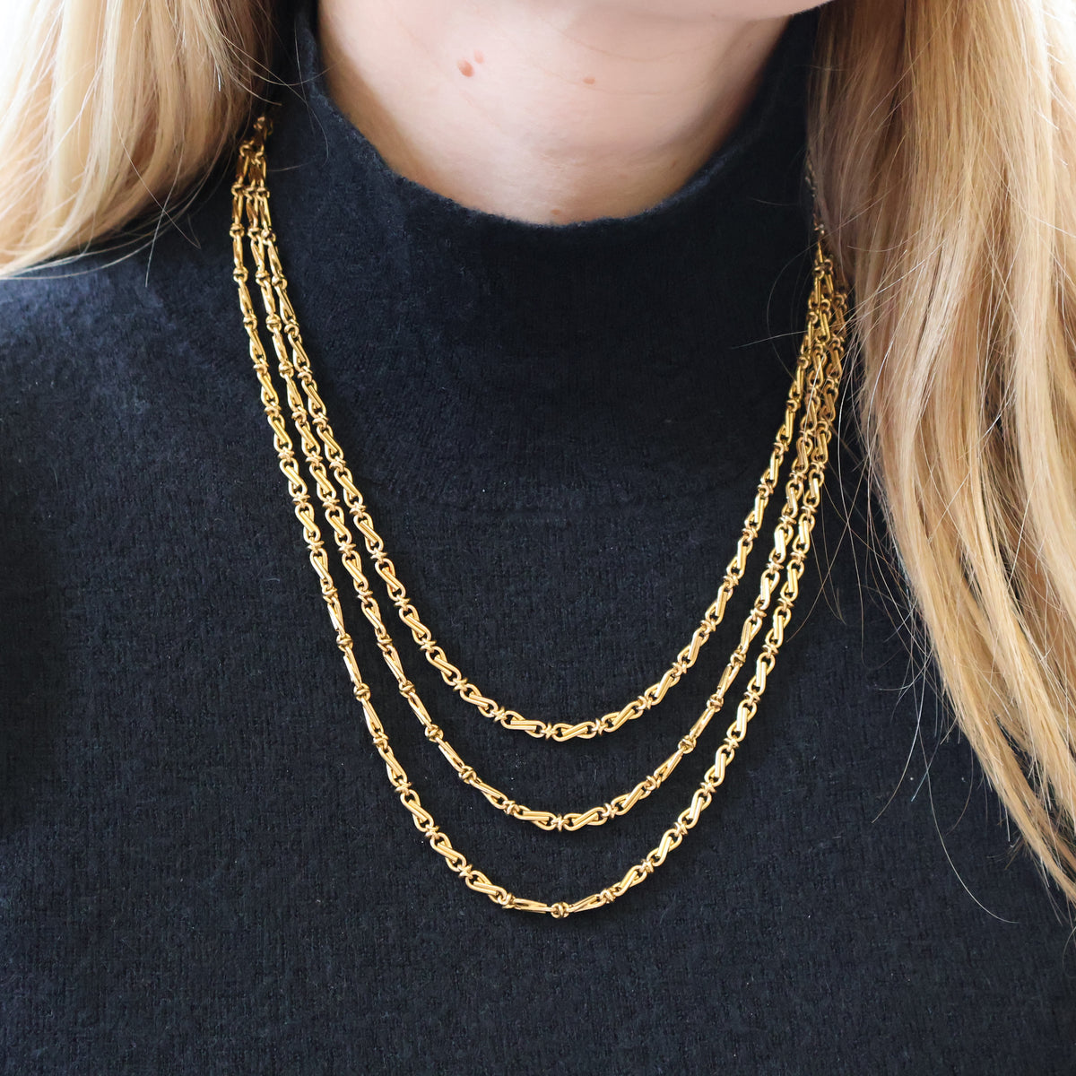 18kt Yellow Gold Long Twisted Link Chain