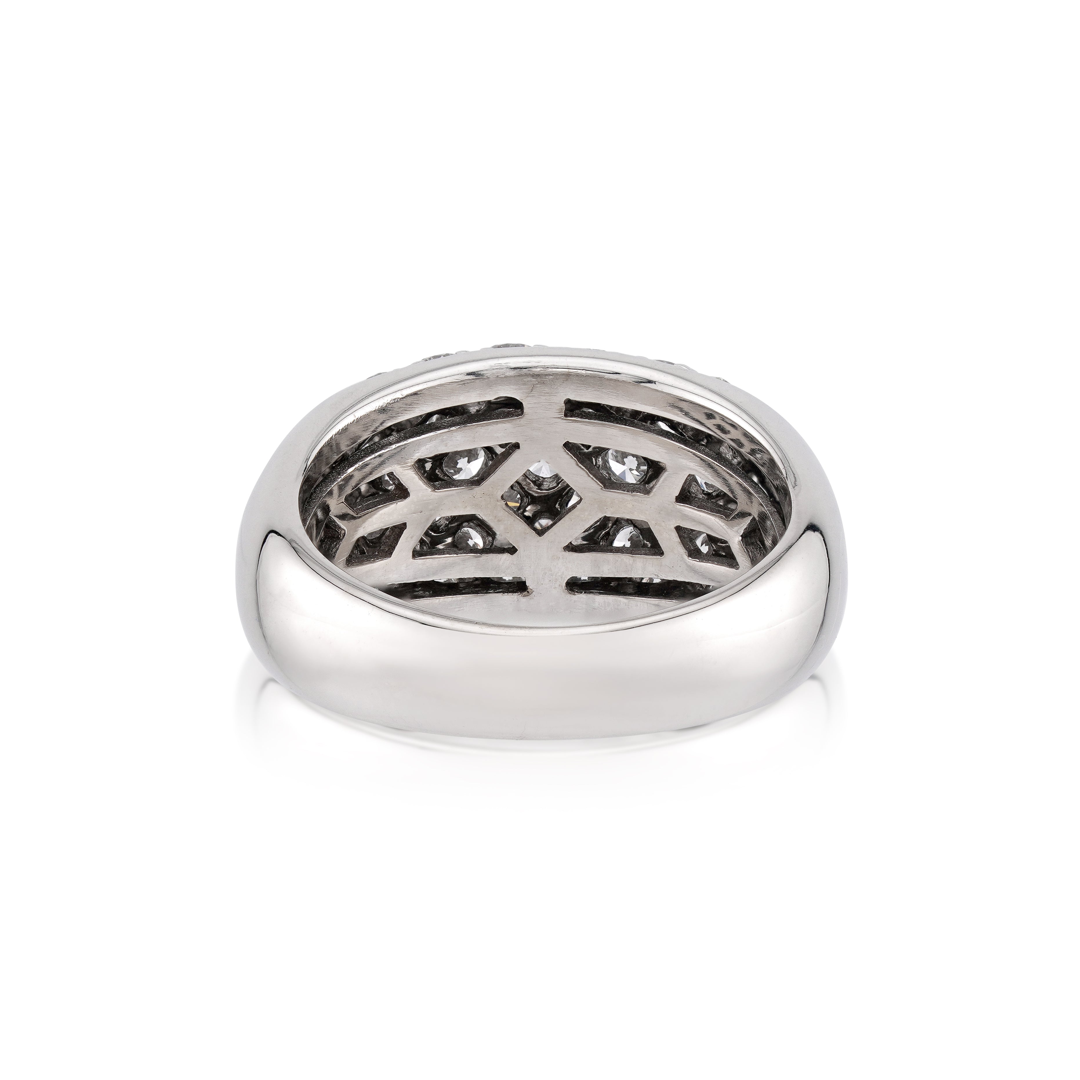 Bulgari 18kt White Gold and Diamond Ring