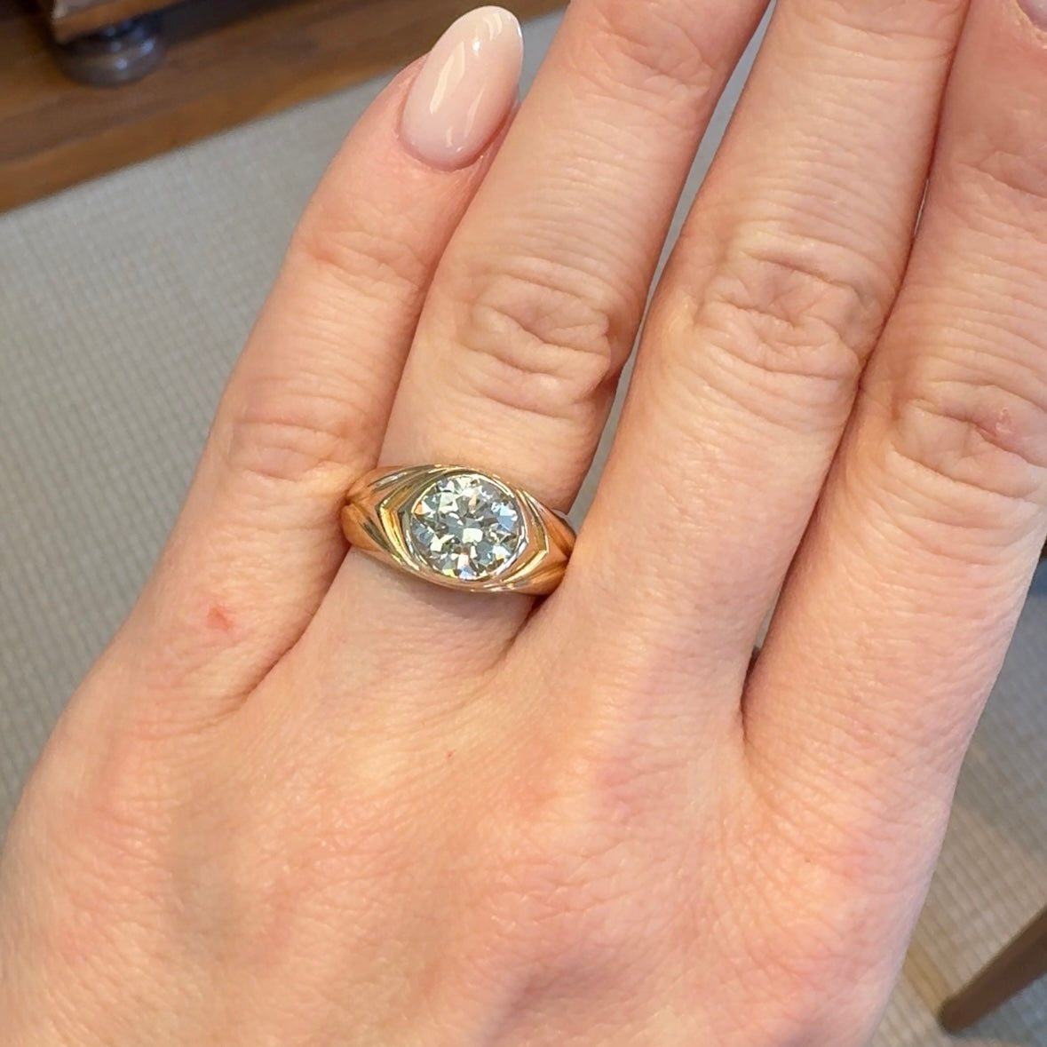 18kt Yellow Gold and Diamond Grooved Ring