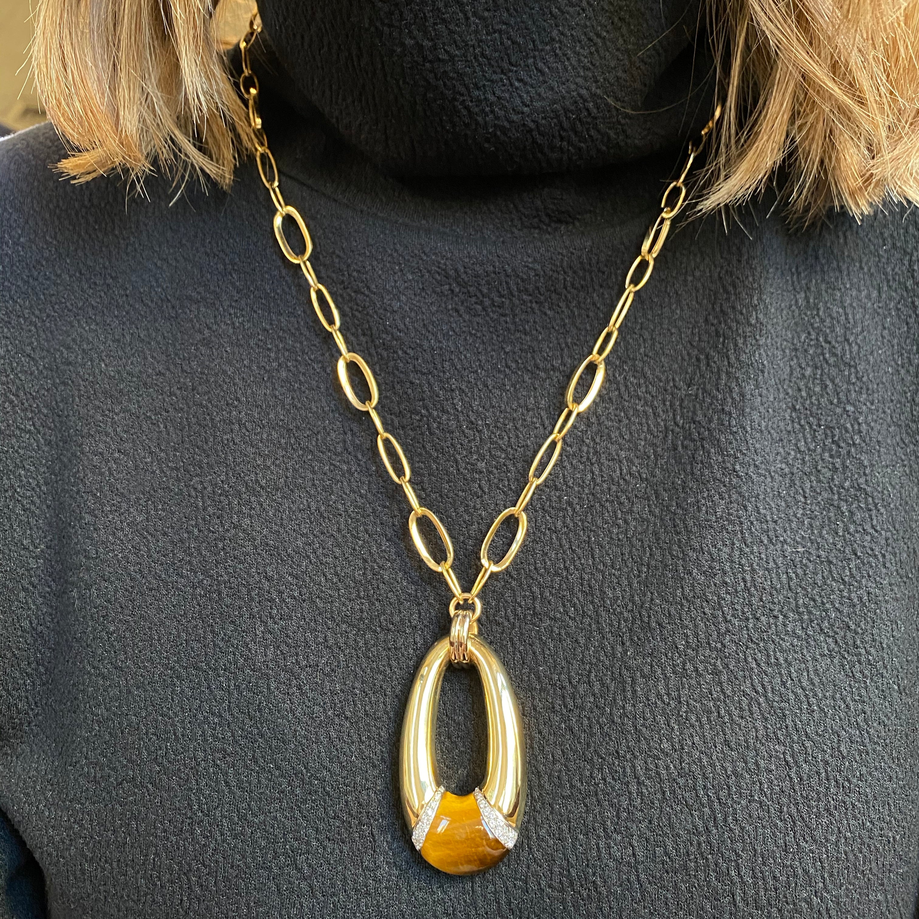 18kt Yellow Gold Tiger Eye and Diamond Pendant