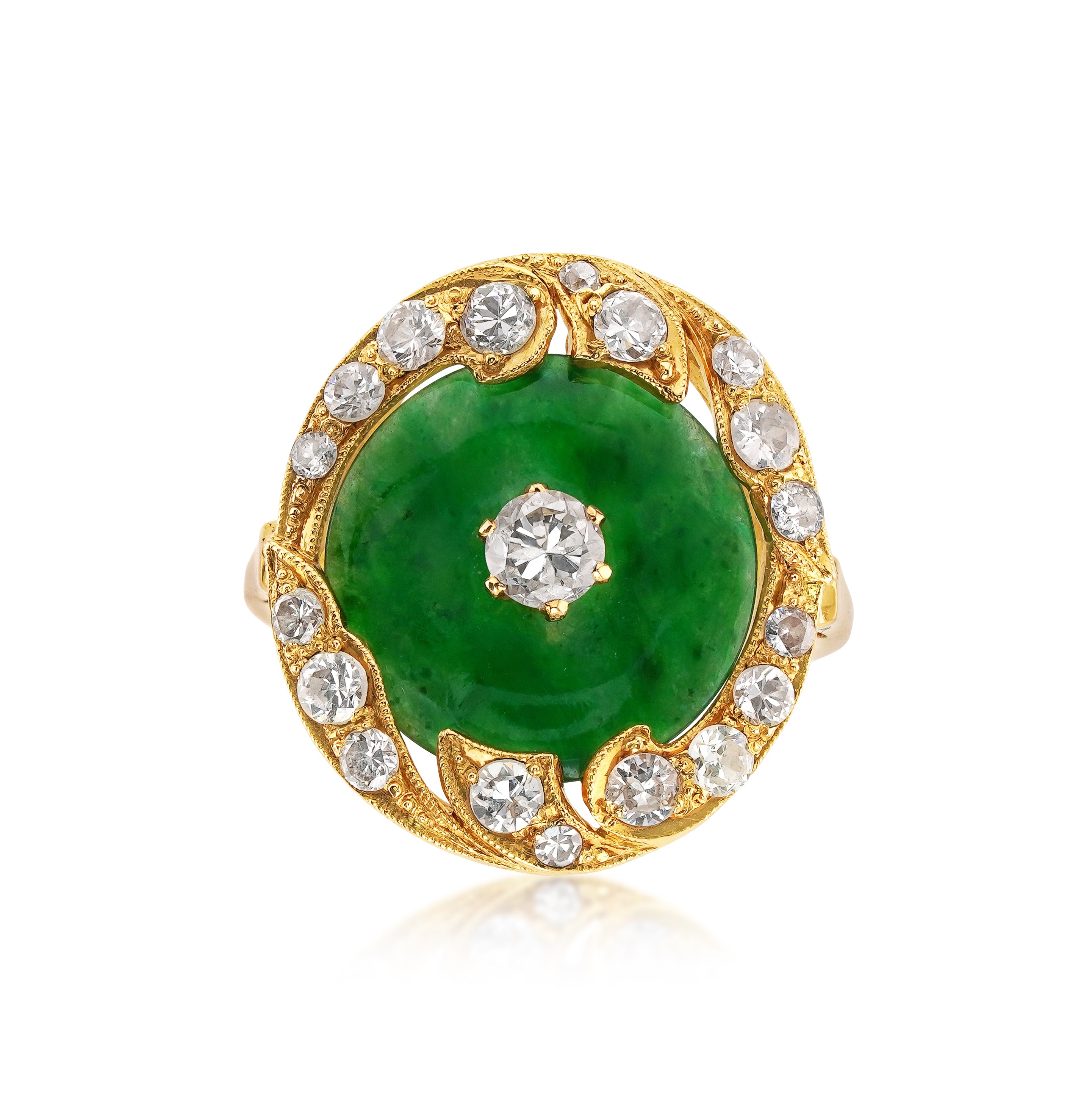 18kt Yellow Gold Jade and Diamonds Ring