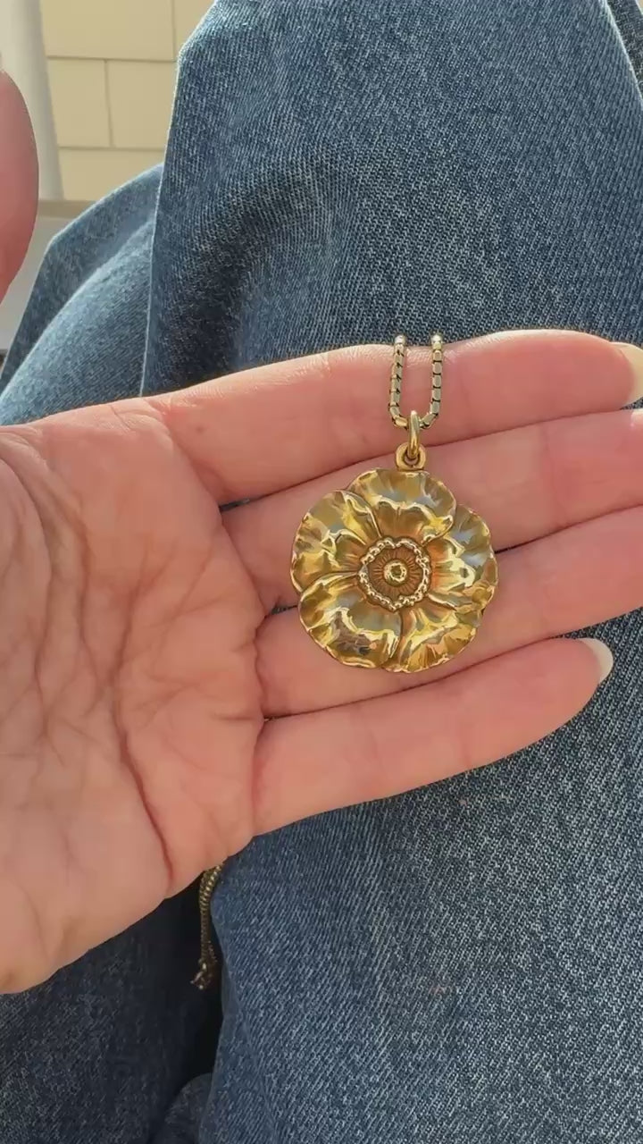 Antique Yellow Gold Floral Locket